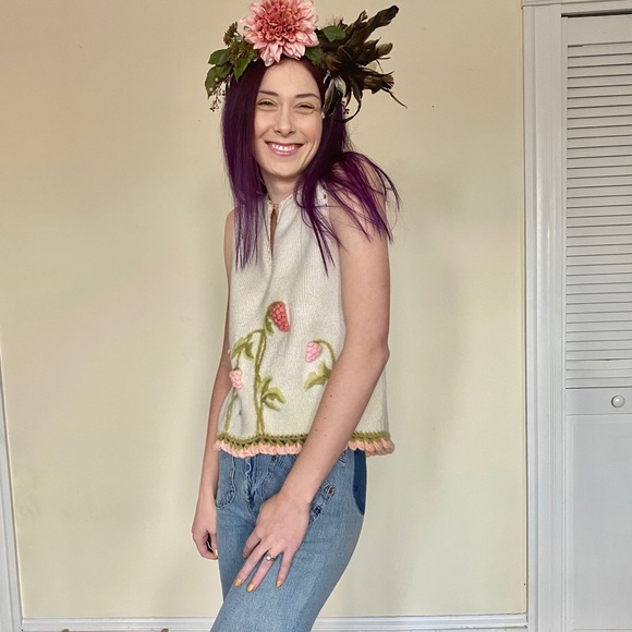 SOLD Cream Wool Knit Tank Sweater Pink Flower - Picture 4 of 13